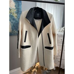 VINCE CAMUTO ivory Wool Blend‎ with black leather accents Coat -SzL NWOT